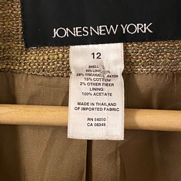 Jacket - Picture 2 of 2